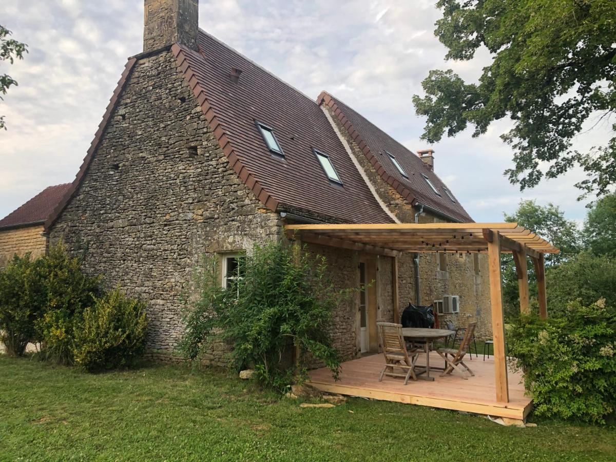Chez Renou Et Prosperou Maison Typique Du Sarladait Saint-Genies Exterior photo